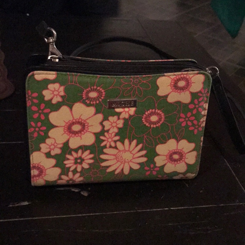 brand new small miche purse with 6 shells